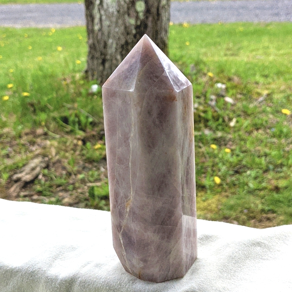 Big Guava Quartz tower (extremely rare)